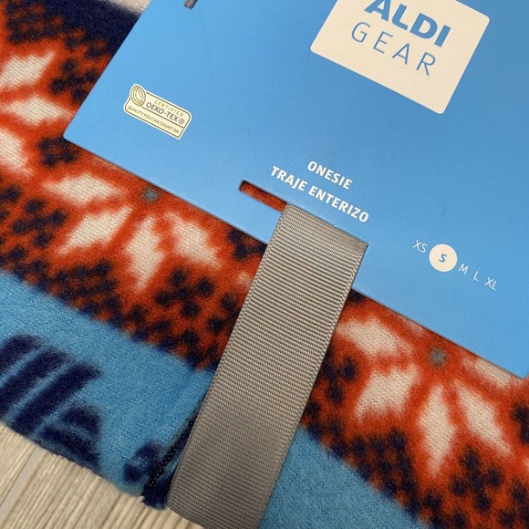 Aldi Gear ‘23 Holiday One Piece Hooded Zip Pajama Unisex S Dark Blue Logo New - Picture 4 of 5